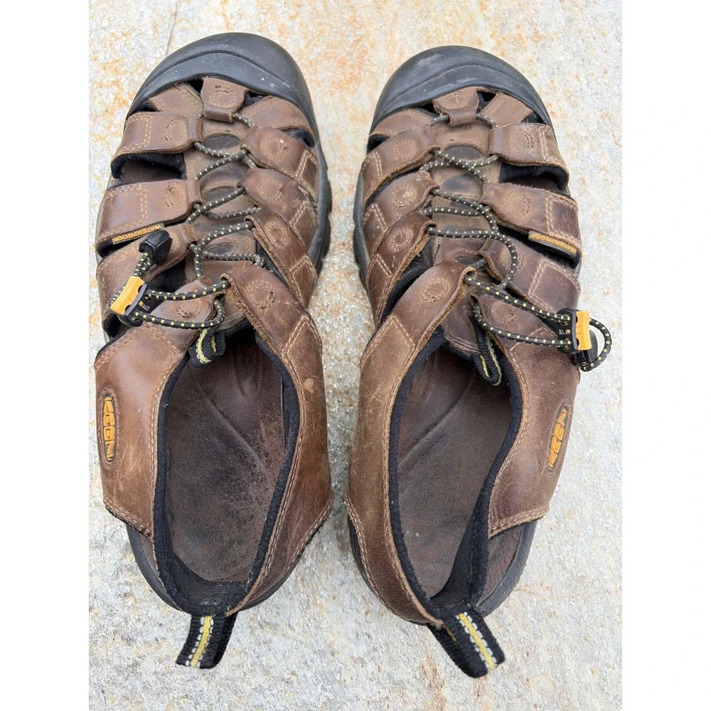 Keen Newport H2 Mens Brown Leather Waterproof Hiking Sandals Size 10.5